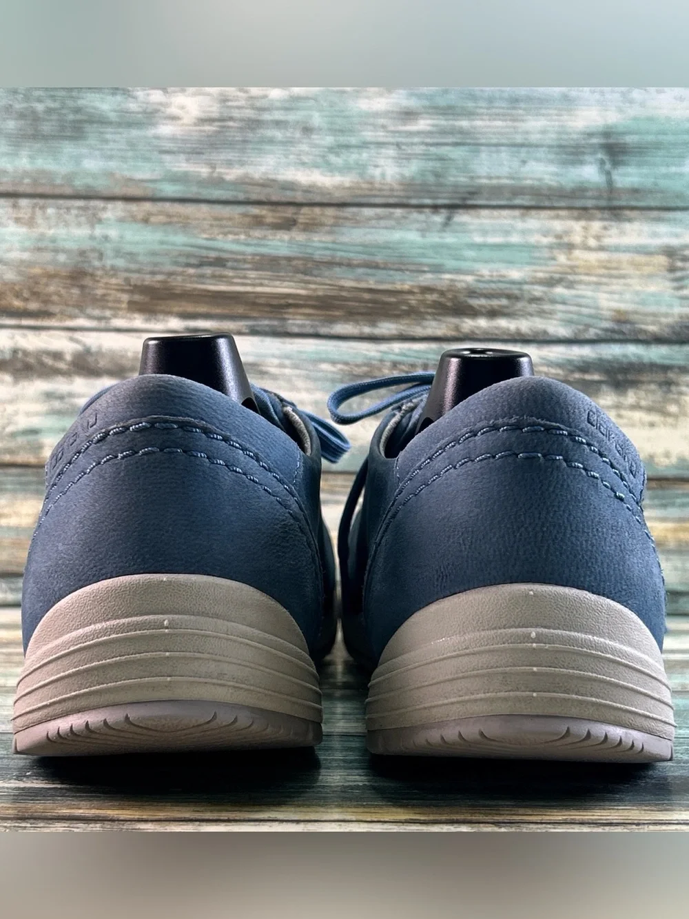 Dansko Leela Sneakers Womens Size 9.5-10 Waterproof Blue Nubuck Leather Lace Up